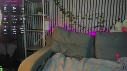 Polly online show from 8, 3, 2026