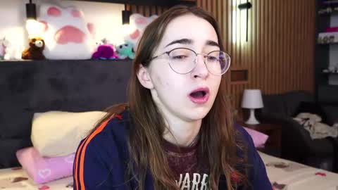 Polly online show from 9, 2, 2026