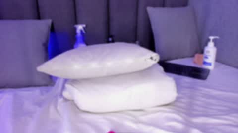 POLLY online show from 4, 2, 2025