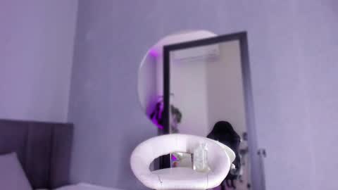 POLLY online show from 11, 2, 2025