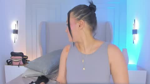 Snapshot of pollybabe_ chatting on 13, 5, 2026 POLLY online show from 13, 5, 2026