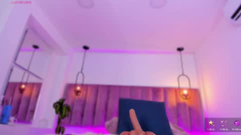 Snapshot of pollybabe_ chatting on 25, 5, 2026 POLLY online show from 25, 5, 2026