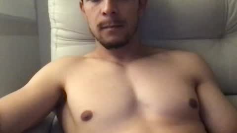 Snapshot of poormanbr chatting on 18, 11, 2025 poormanbr online show from 18, 11, 2025