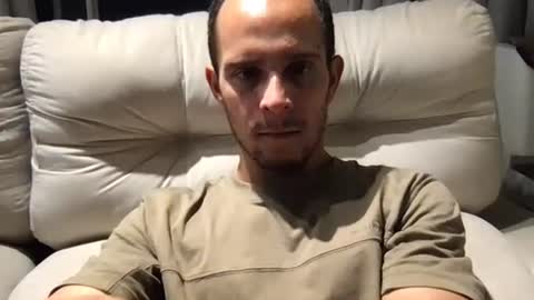 Snapshot of poormanbr chatting on 17, 12, 2025 poormanbr online show from 17, 12, 2025