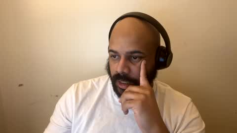 Snapshot of popfizzt chatting on 5, 3, 2025 popfizzt online show from 5, 3, 2025