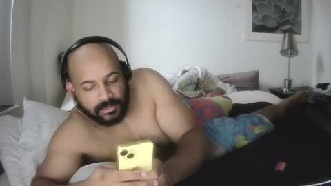 Snapshot of popfizzt chatting on 24, 9, 2025 popfizzt online show from 24, 9, 2025