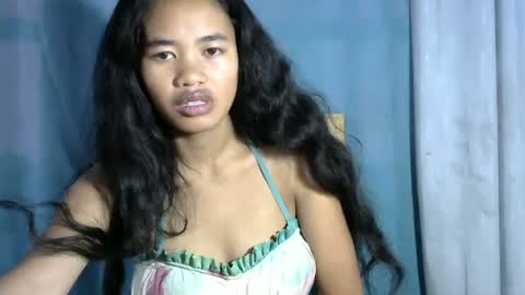 Snapshot of poppy_kelley chatting on 13, 5, 2026 Lilly online show from 13, 5, 2026