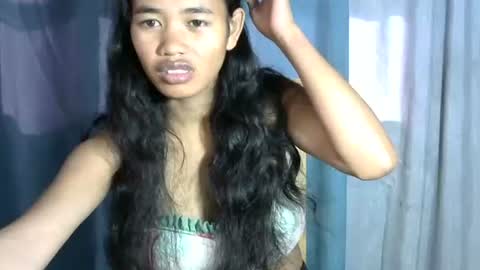 Snapshot of poppy_kelley chatting on 30, 5, 2026 Lilly online show from 30, 5, 2026