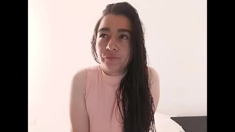 porcelainlux online show from 21, 2, 2026