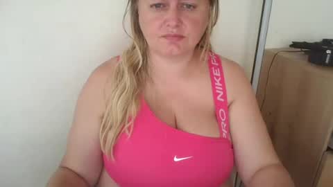 Snapshot of pornbusty chatting on 10, 7, 2026 MelissOfficial online show from 10, 7, 2026