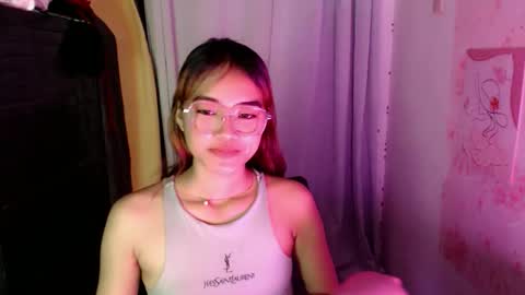 Snapshot of pornstar_kia chatting on 28, 4, 2026 pornstar_kia online show from 28, 4, 2026