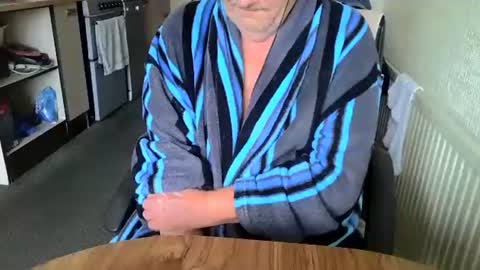 poshman65 online show from 31, 10, 2025