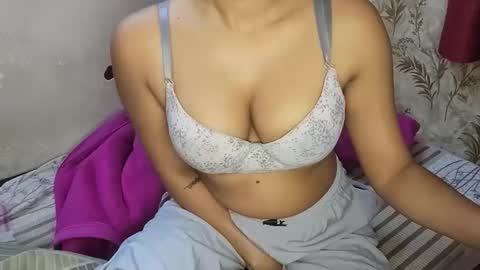 poulomi online show from 28, 11, 2025