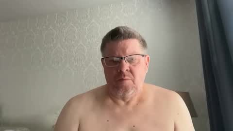 Snapshot of pounderesss chatting on 3, 5, 2026 pounderesss online show from 3, 5, 2026