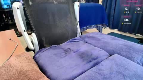 Snapshot of poundingpud420 chatting on 25, 2, 2025 PoundingPud420 online show from 25, 2, 2025