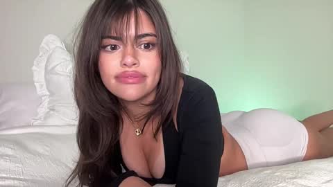Snapshot of poutyselena chatting on 20, 2, 2025 Selena online show from 20, 2, 2025