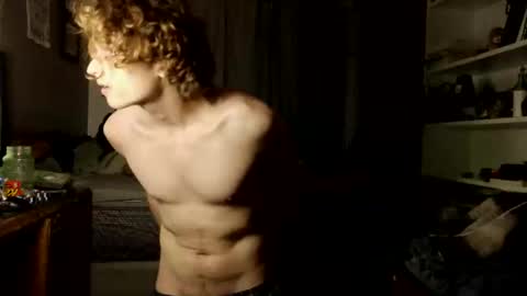 Snapshot of powertopbottom chatting on 27, 10, 2025 PowerSwitch online show from 27, 10, 2025