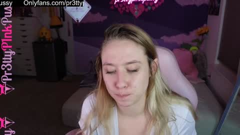 Snapshot of pr3ttyp1nkpussy chatting on 11, 1, 2025 Evangeline Eva Darling online show from 11, 1, 2025