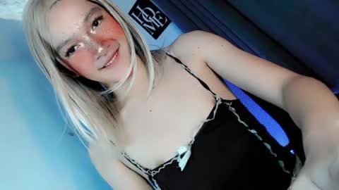 Snapshot of precious_laura18 chatting on 21, 6, 2026 precious_laura18 online show from 21, 6, 2026