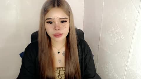 MAXXINE online show from 24, 2, 2025