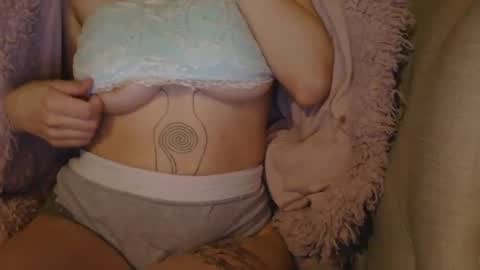 preciouspink6 online show from 10, 1, 2025