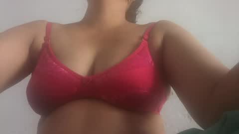 preet_punjaban02 online show from 13, 7, 2026