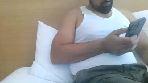 Snapshot of preetam_bbc chatting on 24, 9, 2025 preetam_bbc online show from 24, 9, 2025