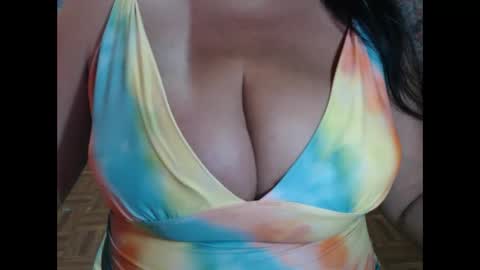 Snapshot of pregnant4twins chatting on 25, 2, 2026 BEING SINGLE PREGNANT HAVING TWINS IS NOT EASY SO PLS DONT MAKE ME STRESS IF YOU CANT HELP BE CONSIDERATETHANK YOU online show from 25, 2, 2026