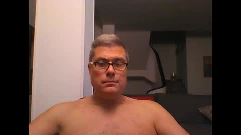 Snapshot of prendimisubito chatting on 2, 11, 2025 prendimisubito online show from 2, 11, 2025