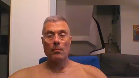 Snapshot of prendimisubito chatting on 3, 8, 2026 prendimisubito online show from 3, 8, 2026