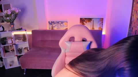 Camila  online show from 17, 4, 2026