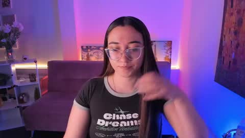 Snapshot of press_anykey chatting on 30, 4, 2026 Camila online show from 30, 4, 2026