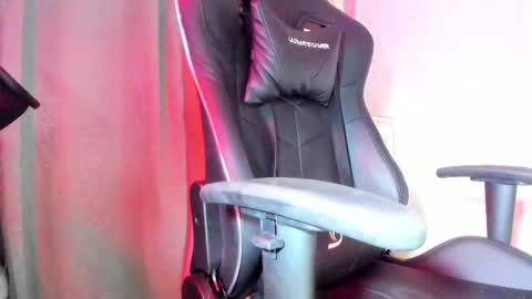 PRESSURE online show from 28, 2, 2026