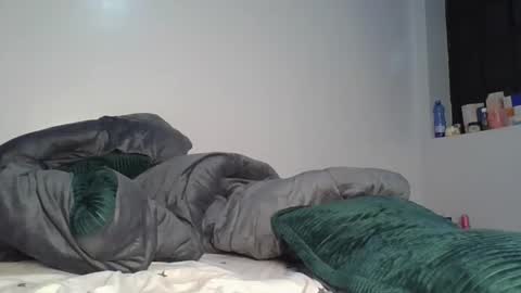 Pretty online show from 24, 3, 2026