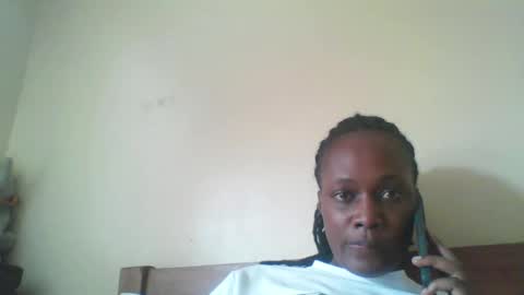 Snapshot of pretty_beib chatting on 19, 5, 2026 Karol online show from 19, 5, 2026