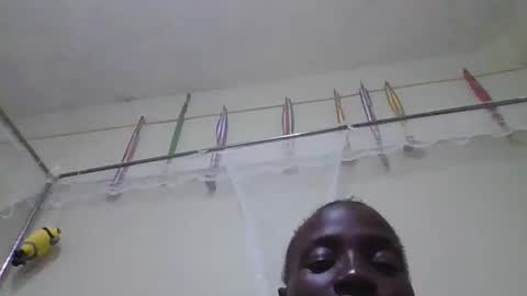 pretty_betty_ online show from 10, 2, 2025