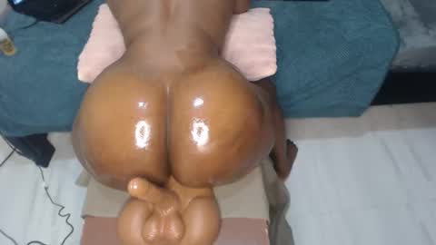 pretty_clare online show from 6, 4, 2026