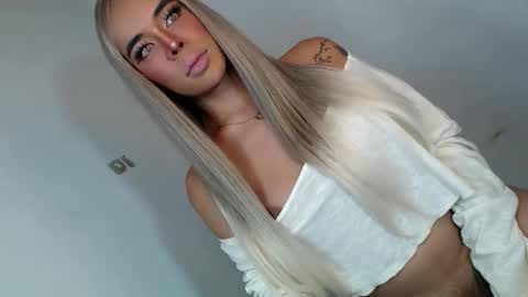 pretty_cloeh online show from 11, 5, 2026