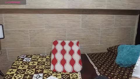 pretty_cristal22 online show from 24, 12, 2024