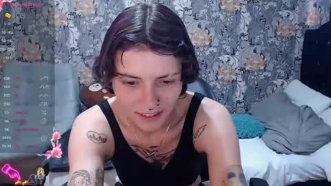 Snapshot of pretty_cristal22 chatting on 15, 6, 2026 pretty_cristal22 online show from 15, 6, 2026