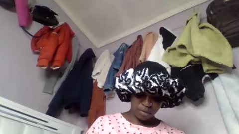 pretty_curvy99 online show from 2, 3, 2026