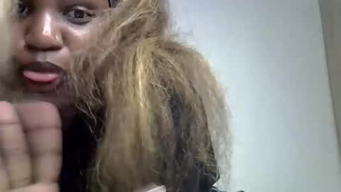 pretty_curvy99 online show from 18, 3, 2026