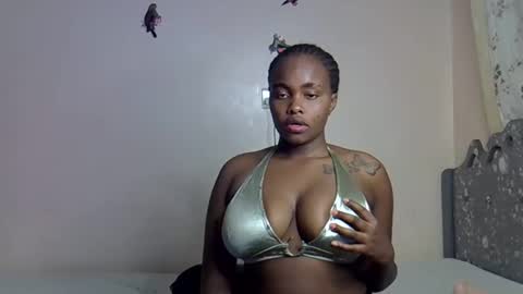 pretty_daina3 online show from 14, 4, 2026