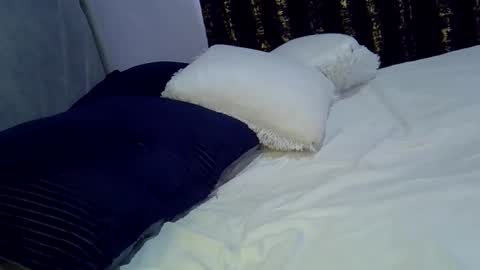 pretty_daniella online show from 7, 1, 2026