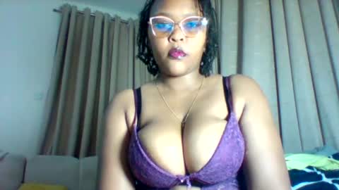 pretty_dee1 online show from 29, 7, 2026