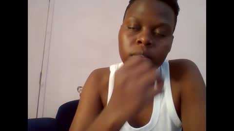 Snapshot of pretty_ebony23 chatting on 31, 5, 2026 chocolatebby90 online show from 31, 5, 2026