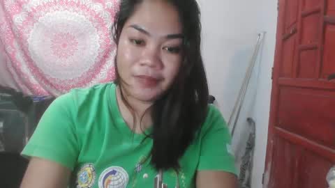 Snapshot of pretty_jewel05 chatting on 18, 2, 2025 pretty_jewel05 online show from 18, 2, 2025