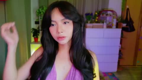 Snapshot of pretty_kimxxx chatting on 8, 7, 2026 Kim online show from 8, 7, 2026