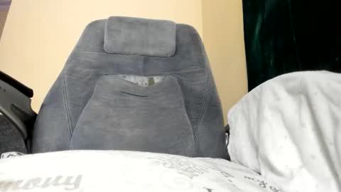 kezzy online show from 12, 2, 2026