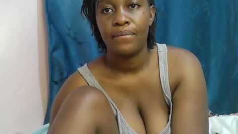 pretty_kylah online show from 23, 10, 2025